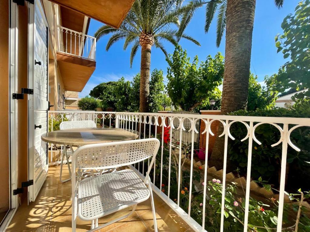 For A Stay Vedettes Cambrils Εξωτερικό φωτογραφία